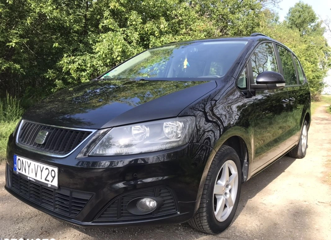 Seat Alhambra cena 29500 przebieg: 300000, rok produkcji 2010 z Paczków małe 562